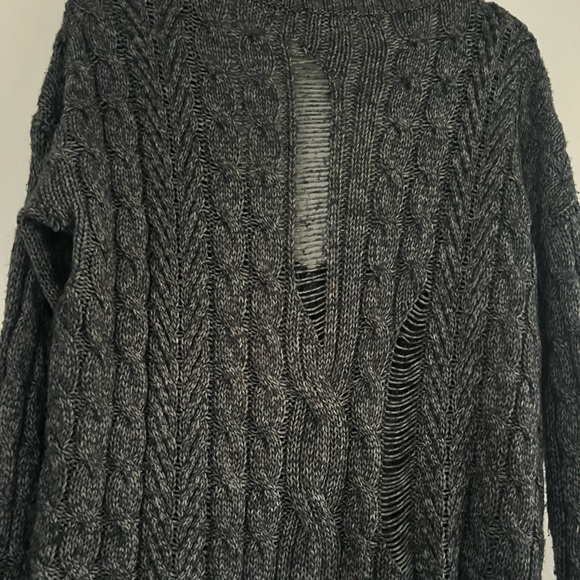 Express Dark Gray Distressed Knit Oversized Sweater - Picture 5 of 6